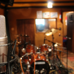 Микрофон на студии